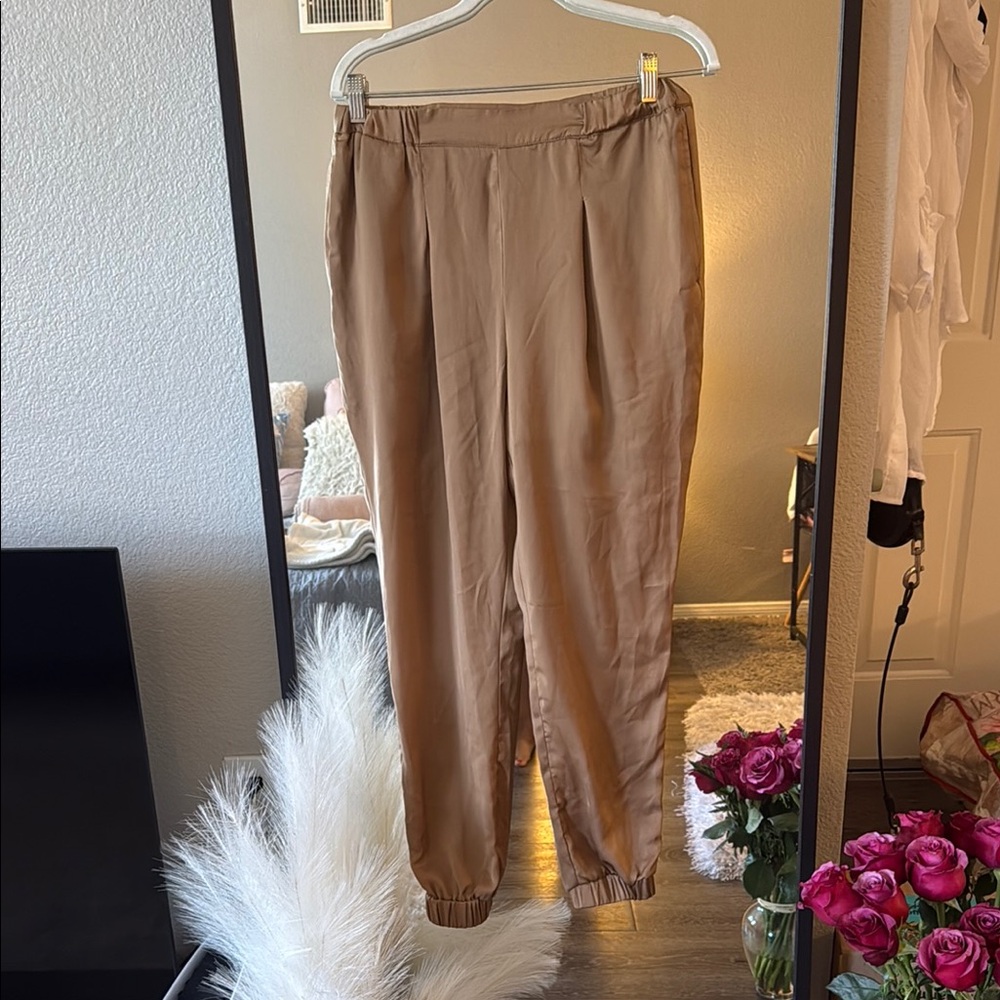 Women's Tan Pants